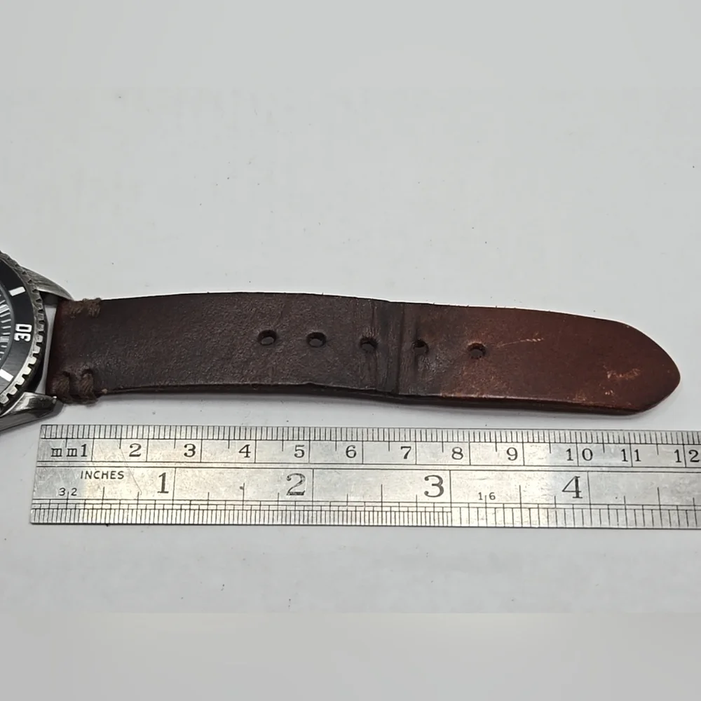 American Eagle Outfitters Men Sport Brown Leather 42mm Quartz Watch 7 1/2